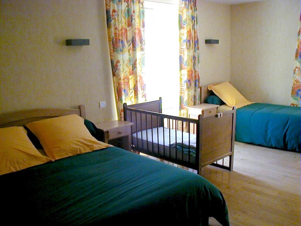 Auberge Du Ripailleur Dore-lʼÉglise 部屋 写真