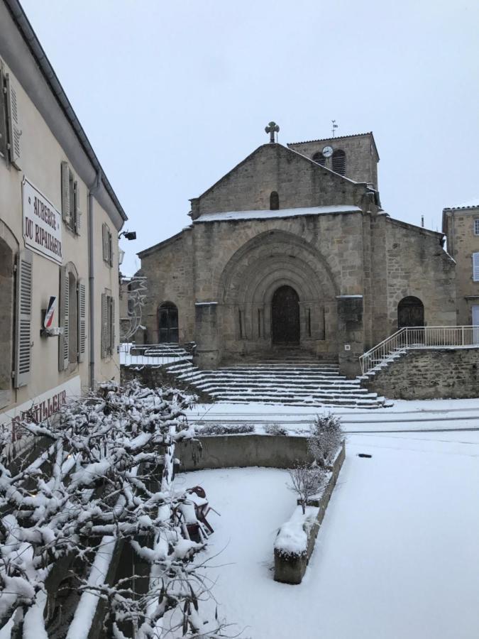 Auberge Du Ripailleur Dore-lʼÉglise エクステリア 写真